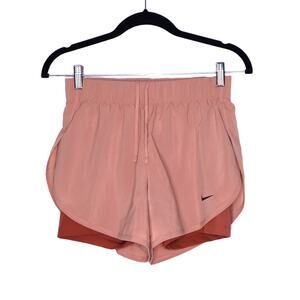 NIKE Dri-Fit Training Shorts Peach Brief Lined Lightweight Running Women's S